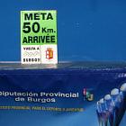 Pancarta 50 km. meta