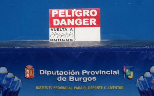 Pancarta peligro-danger